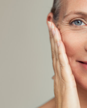 Intervju sa specijalisticom dermatologije: Kakav pregled kože je potrebno da žene u menopauzi naprave i koliko često?